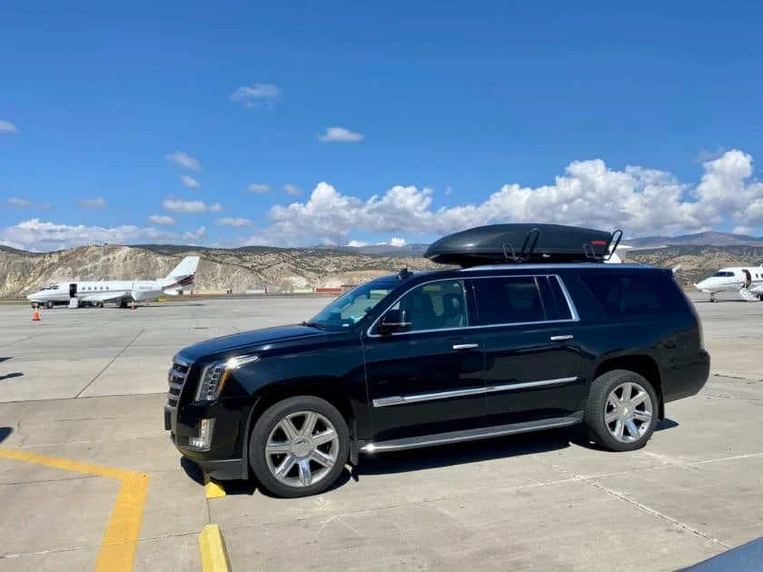 SUV Limo for Business Meetings and Events 1 SUV Limo
