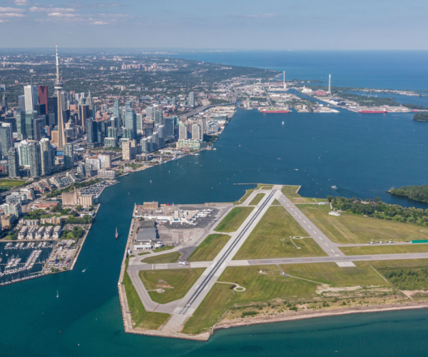 Billy Bishop Toronto City Airport Limo Service