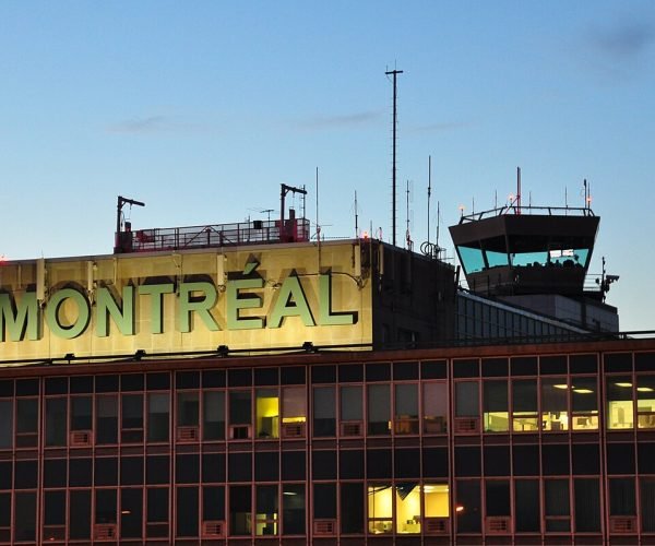 Montreal International Airport Limo Service