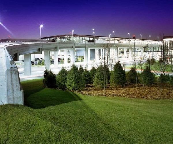 Ottawa International Airport Limo Service