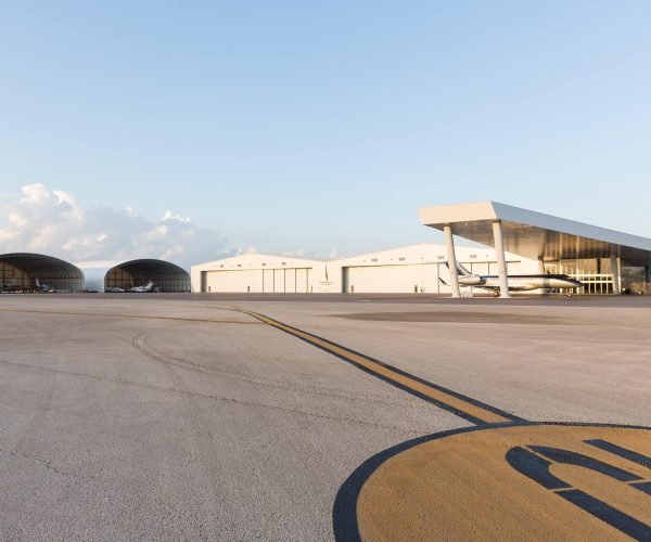 Billy Bishop Toronto City Airport Limo Service